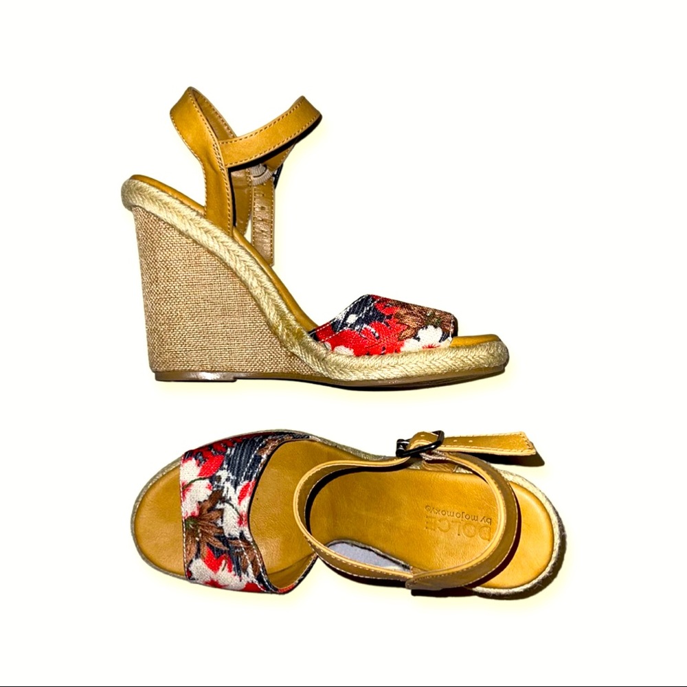 Dolce by Mojomoxy Wedge